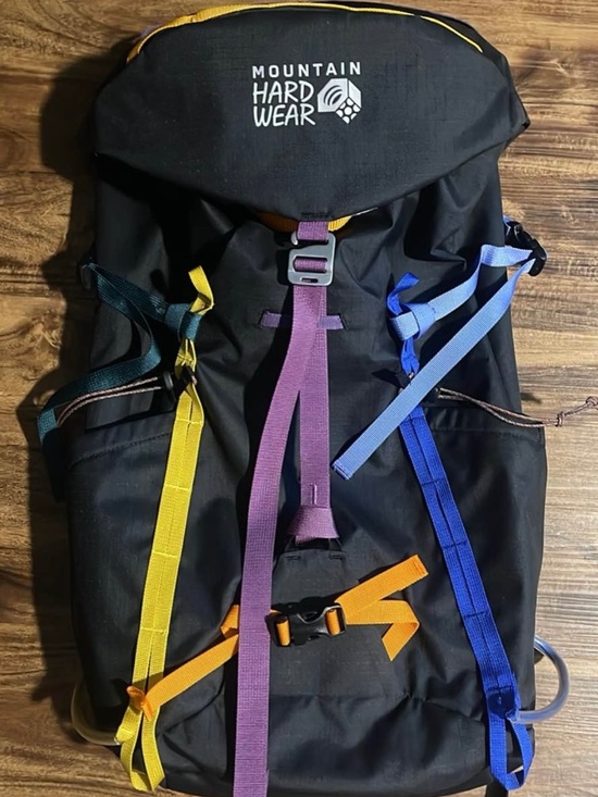 Mountain hardware 25L scrambler backpack main image 4